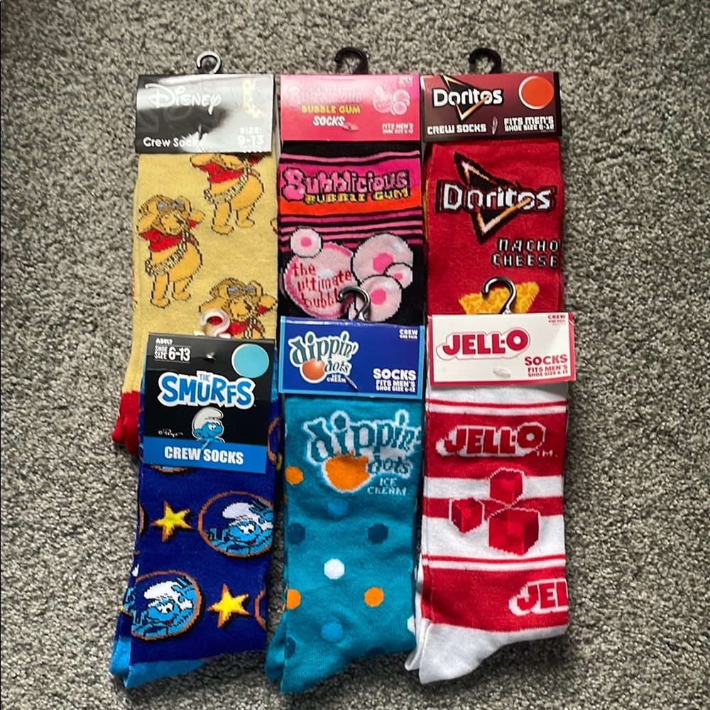 NWT Fun sock bundle of 6 pairs